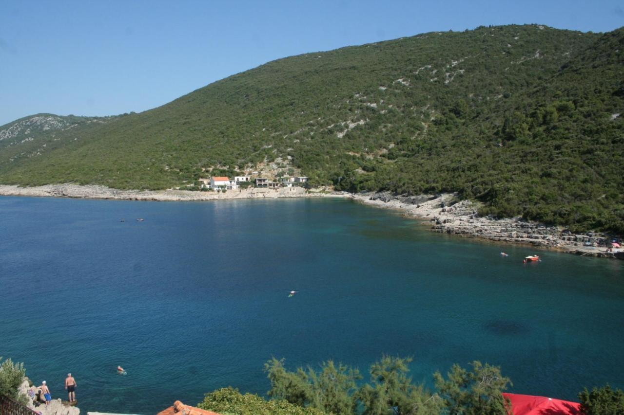 Apartments By The Sea Cove Zarace - Gdinj, Hvar - 4598 Buitenkant foto