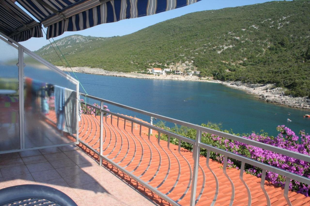 Apartments By The Sea Cove Zarace - Gdinj, Hvar - 4598 Buitenkant foto